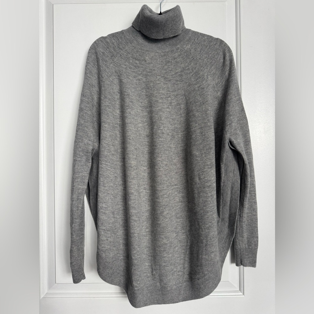 COS Turtleneck 90% wool 10% cashmere knit grey draped size Small